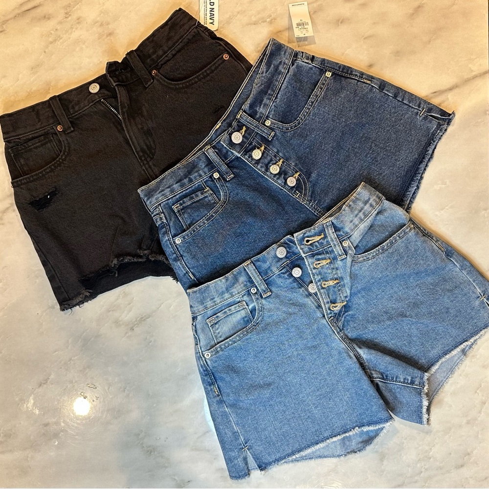 Stylish Women's Denim Shorts - Black and Blue